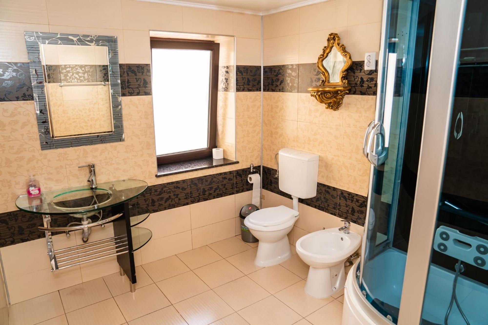Отель Casa Clim Анина Экстерьер фото
